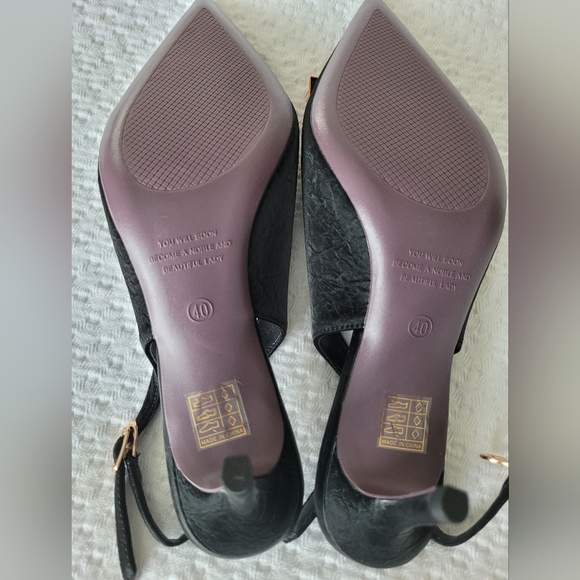 BigTree "NWOT" Slingback Heels - Picture 6 of 14